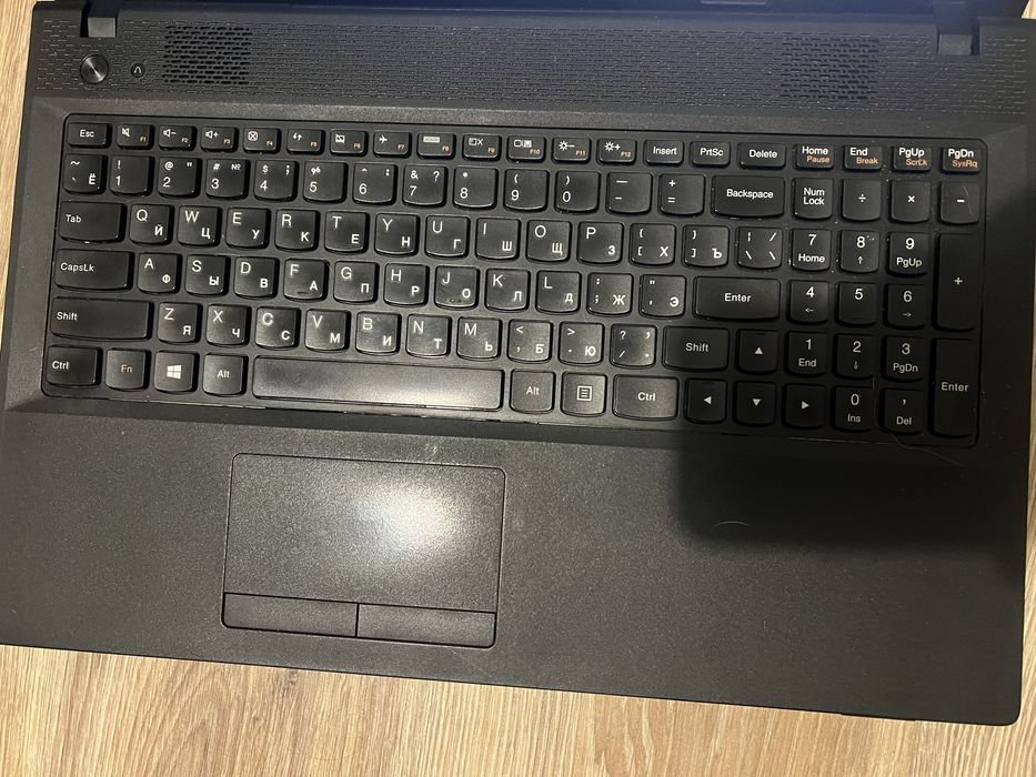 Ноутбук Lenovo ( ssd 250gb/8gb )