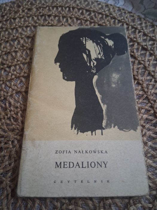 Zofia Nałkowska Medaliony