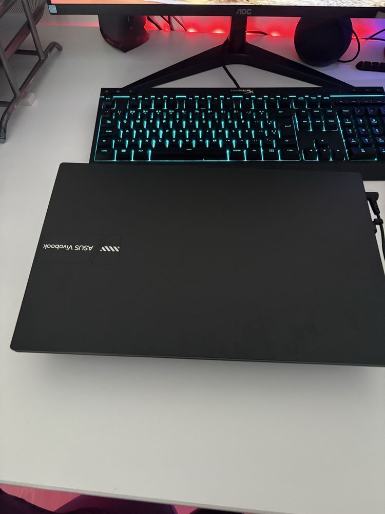 Asus vivo book Oled ( Novo) menos de 1 mes