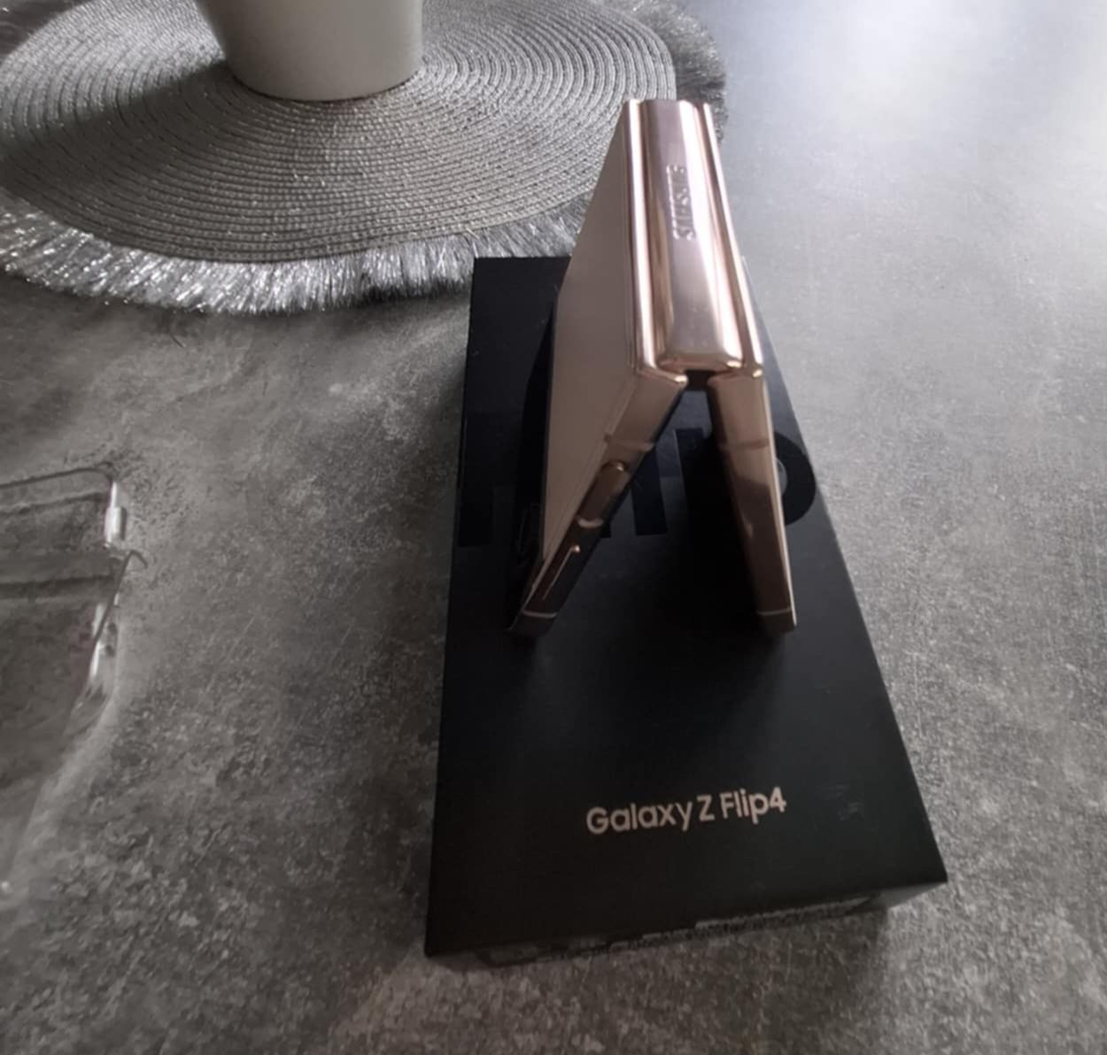 Samsung Galaxy Z Flip4