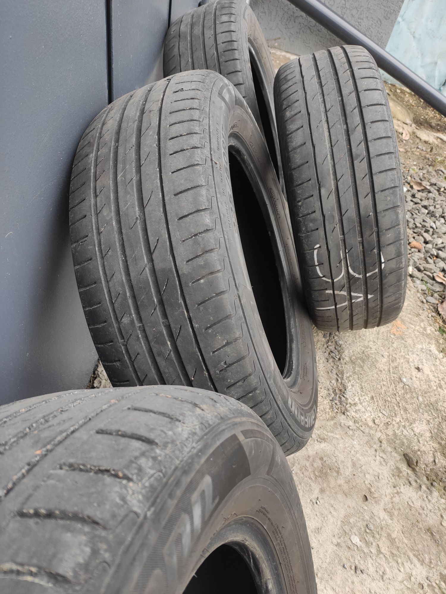 225/60r17 Laufenn літо