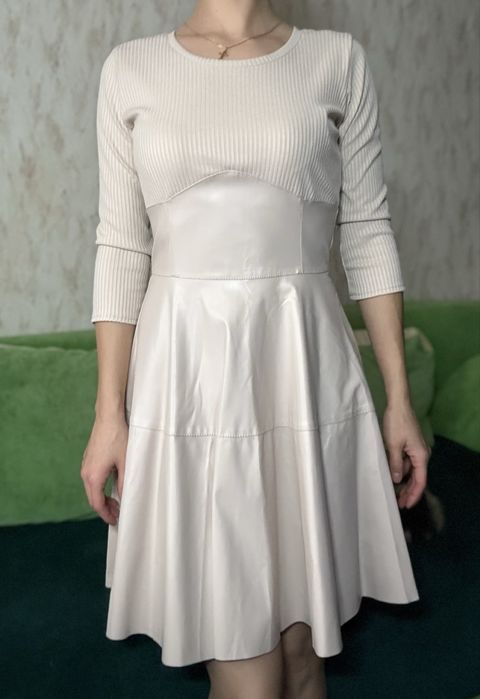 Сукня А-силуету