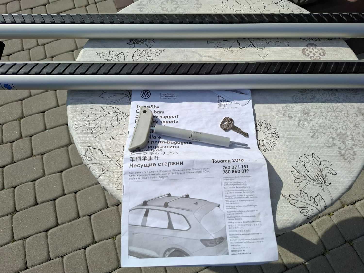 Oryginalny Bagażnik Dachowy VW Touareg III Poprzeczki Thule Super Stan