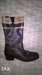 Botas