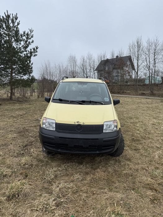 Panda 4x4 do zabawy w offroad