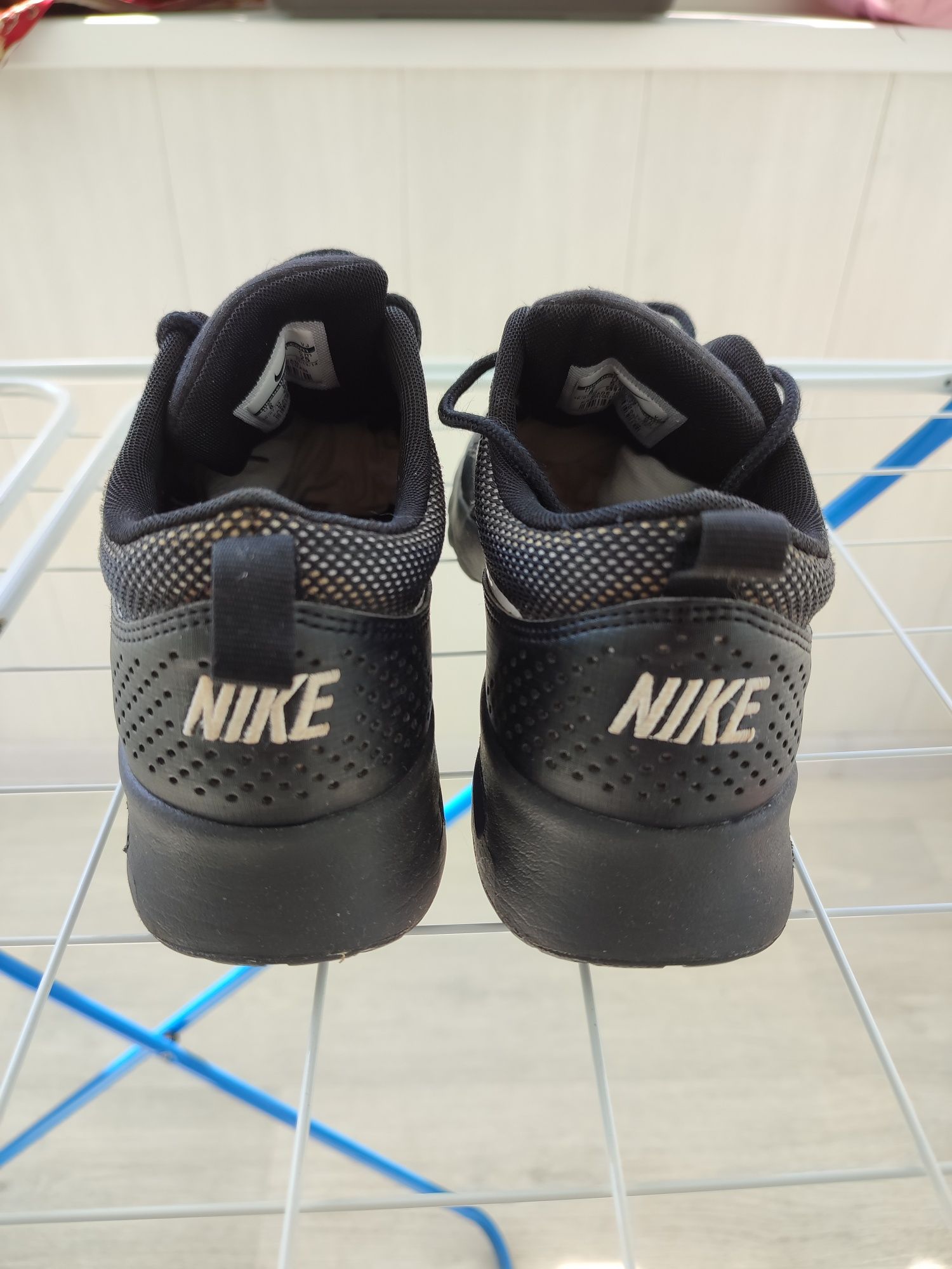 Кроссовки Nike 2 пары
