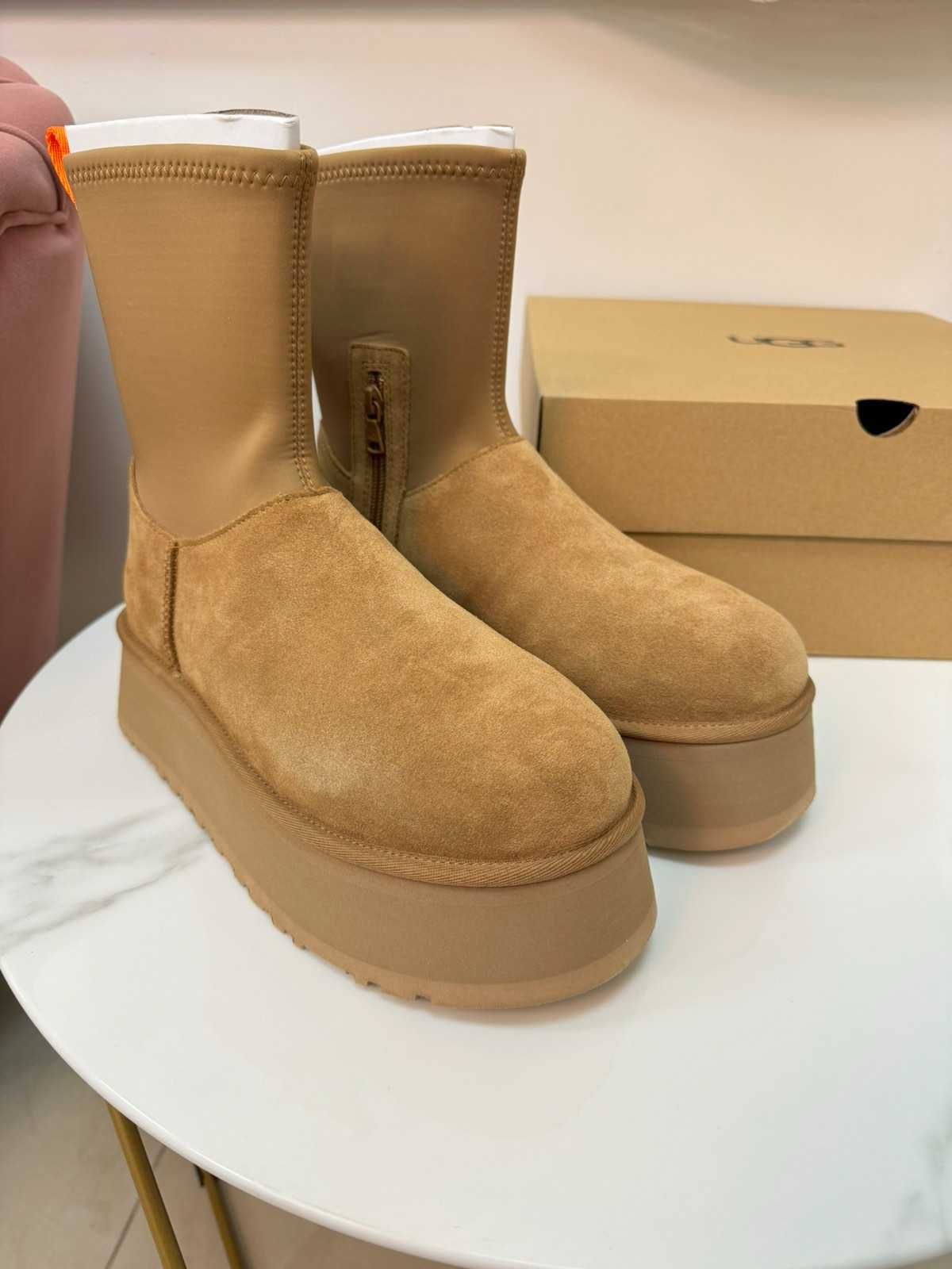 UGG Оригінал розмір 9 (40)