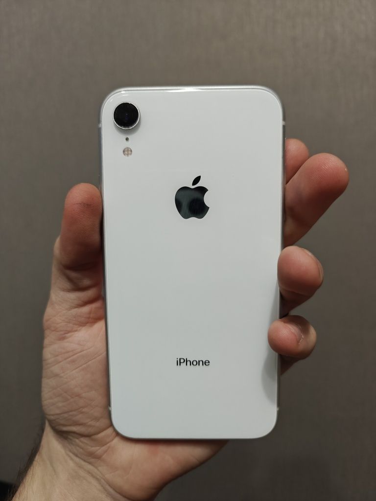 iPhone XR 64 White