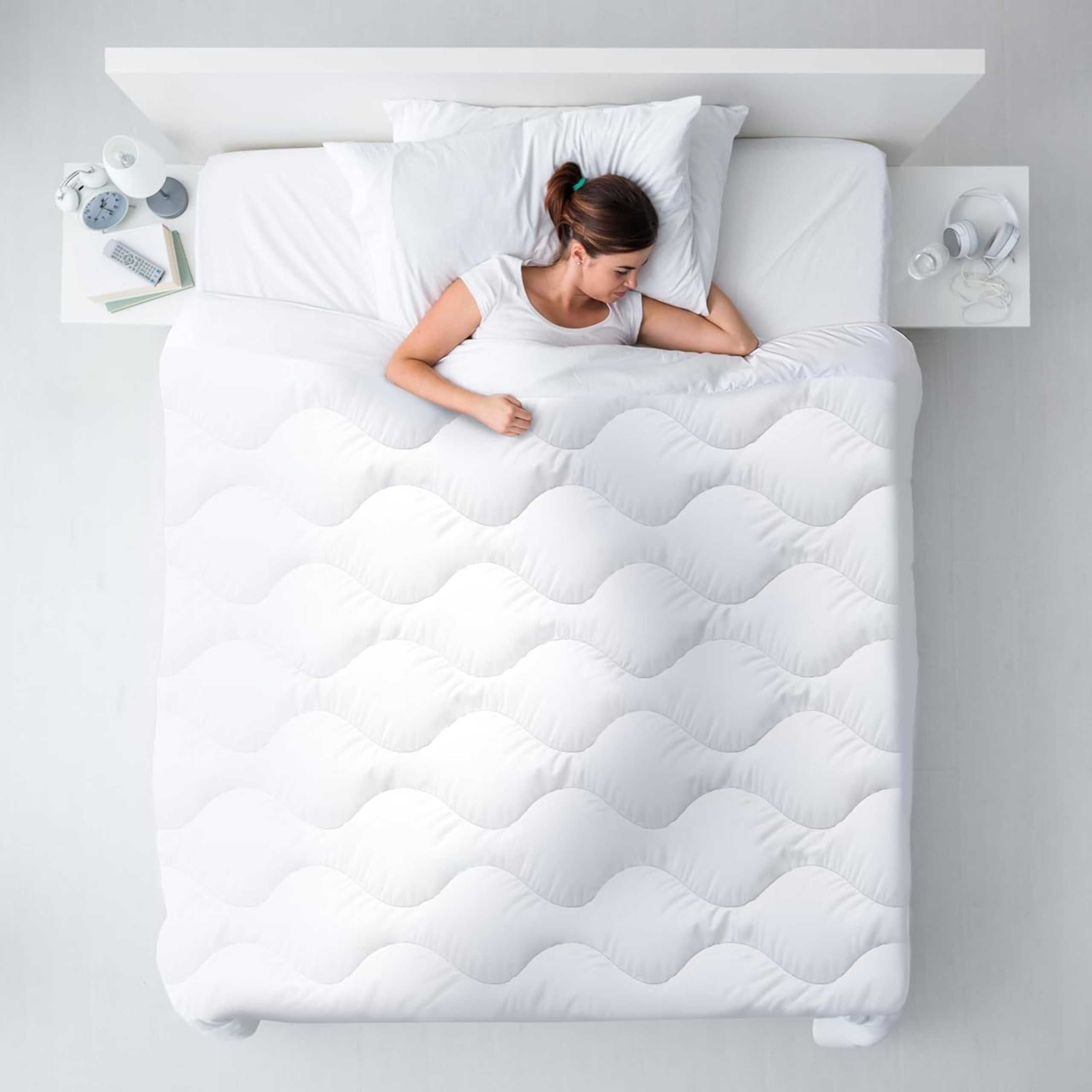 Kołdra Nowe kołdry całoroczne 160x200 do hosteli kwater pod wynajem