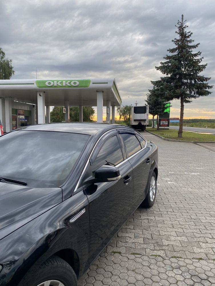 Ford Mondeo продаж