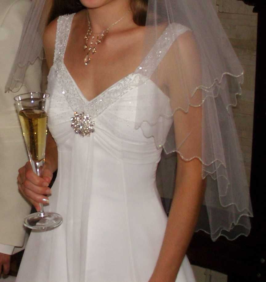 Suknia ślubna rozmiar 34 (do 36) jednoczęściowa z wiązaniem gorsetowym