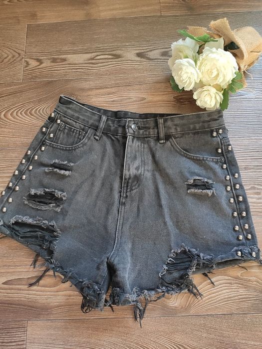 Джинсовые шорты с высокой талией