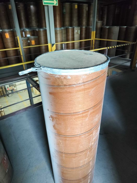 pojemniki /bębny  tekturowe  123 cm x 50 cm