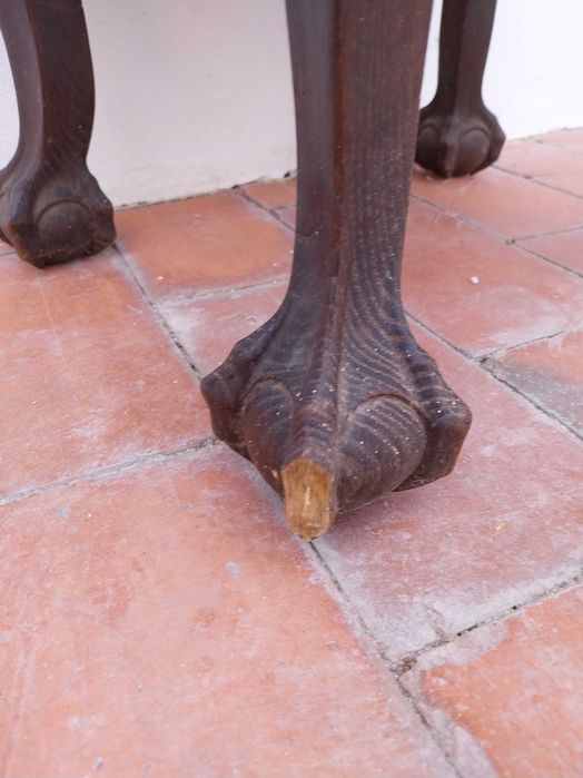 duas mesas de cabeceira estilo D. João V