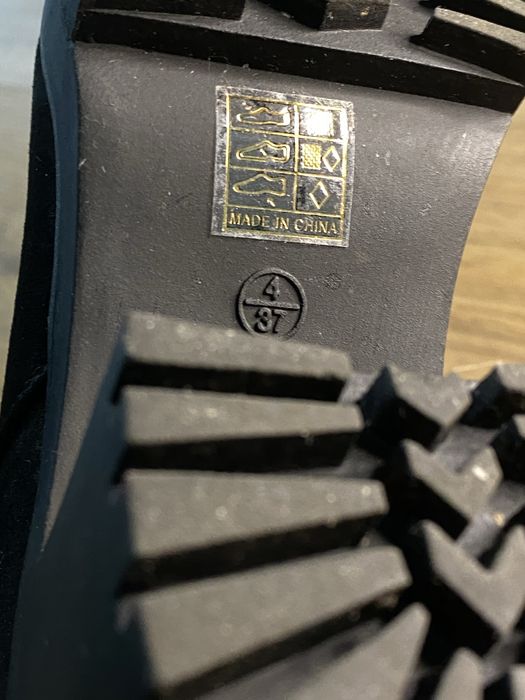 Ботильони, черевики на каблуку замшеві