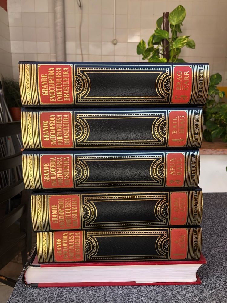 Grande Enciclopedia Portuguesa e Brasileira
