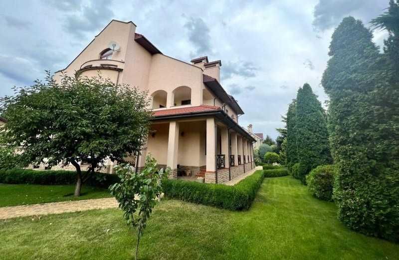 Просторный дом на 10 ст Фонтана • Ул Куприна • Крытый бассейн