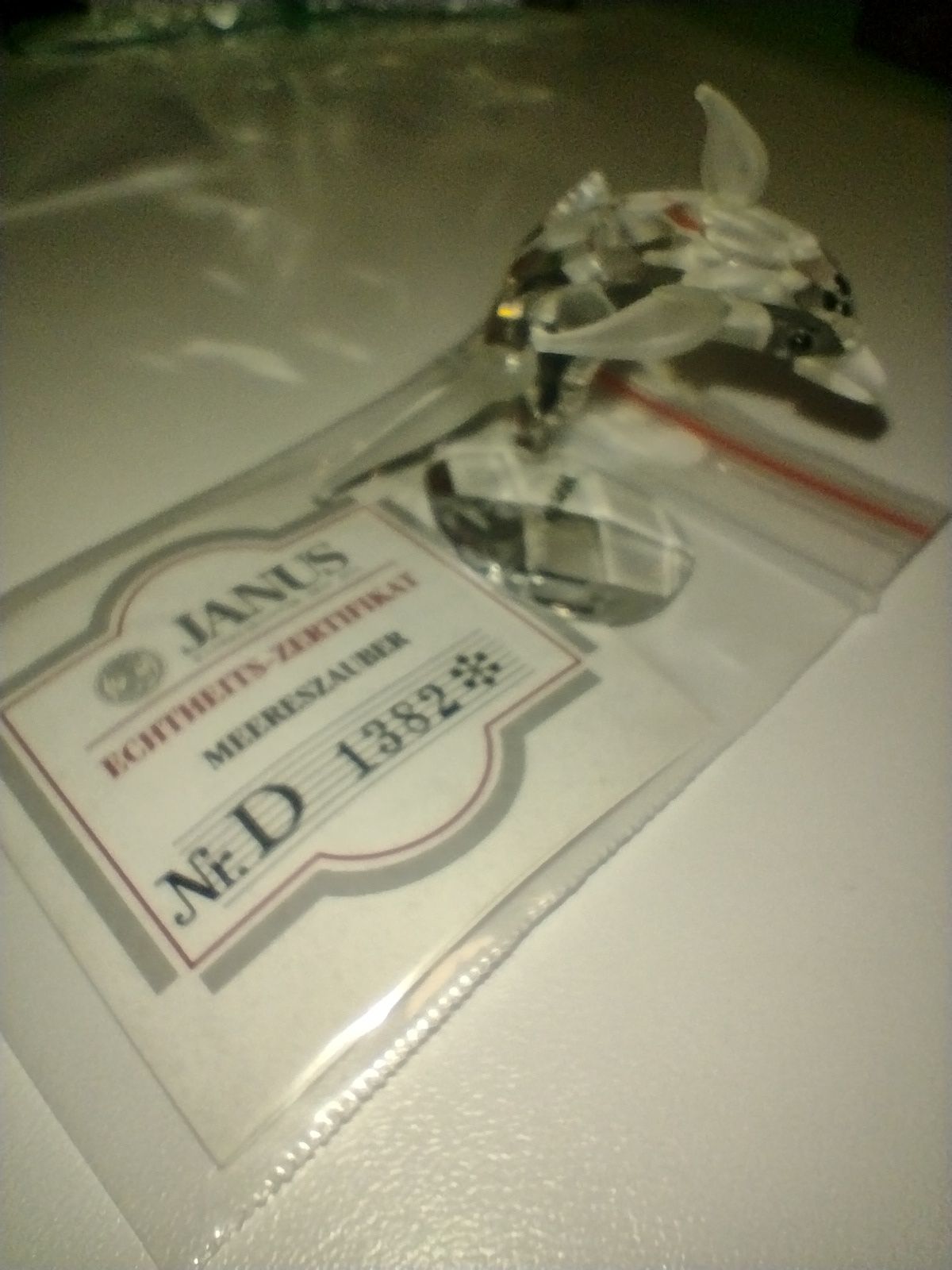 Kryształowy delfin Janus