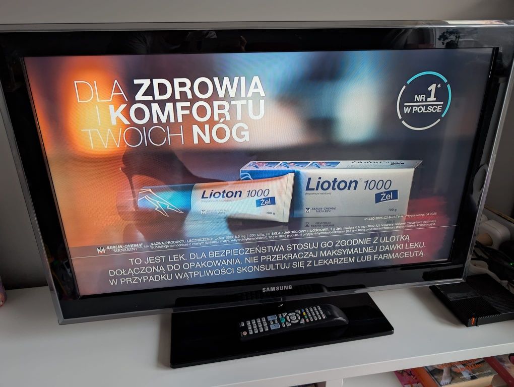 Samsung LE37D550 - 37 cali