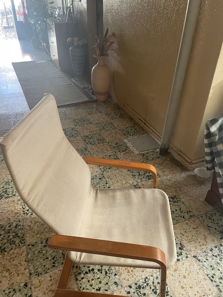 Cadeirão de sala em bom estado