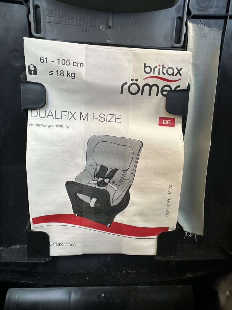 Fotelik obrotowy Britax Romer Dualfix M I-Size Storm Grey