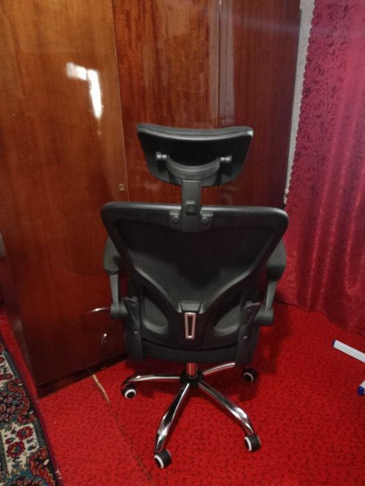 Крісло офісне Ergonomic Black