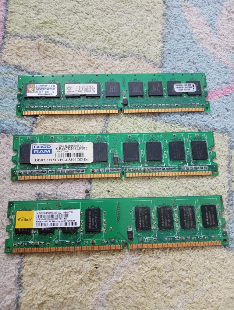 Продам оперативную память ddr2 на 2гб и на 512мб