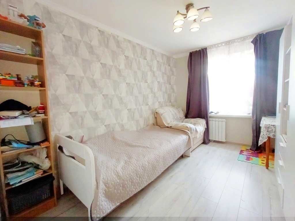 Продам 3к 71м Березняки Дніпровська набер 13 Цегляний Видовий Будинок