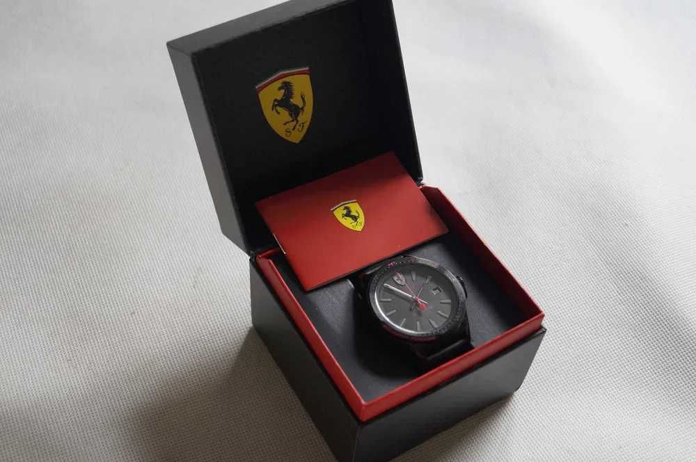 Zegarek Ferrari Scuderia Pilot Black