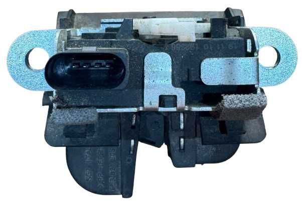 Fecho mala Seat ibiza 6J