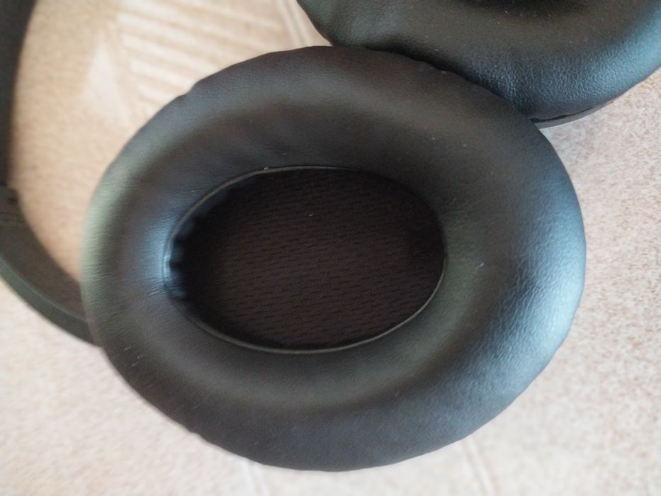 QuietComfort® 2 Acoustic Noise Cancelling® headphones