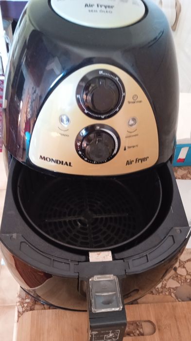 Fritadeira Mondial Air Fryer Sem Óleo 2.7L