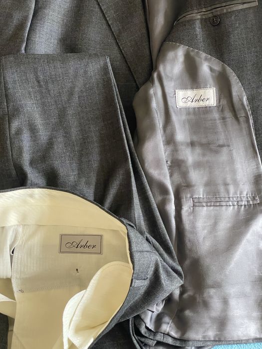 Мужские строгие костюмы