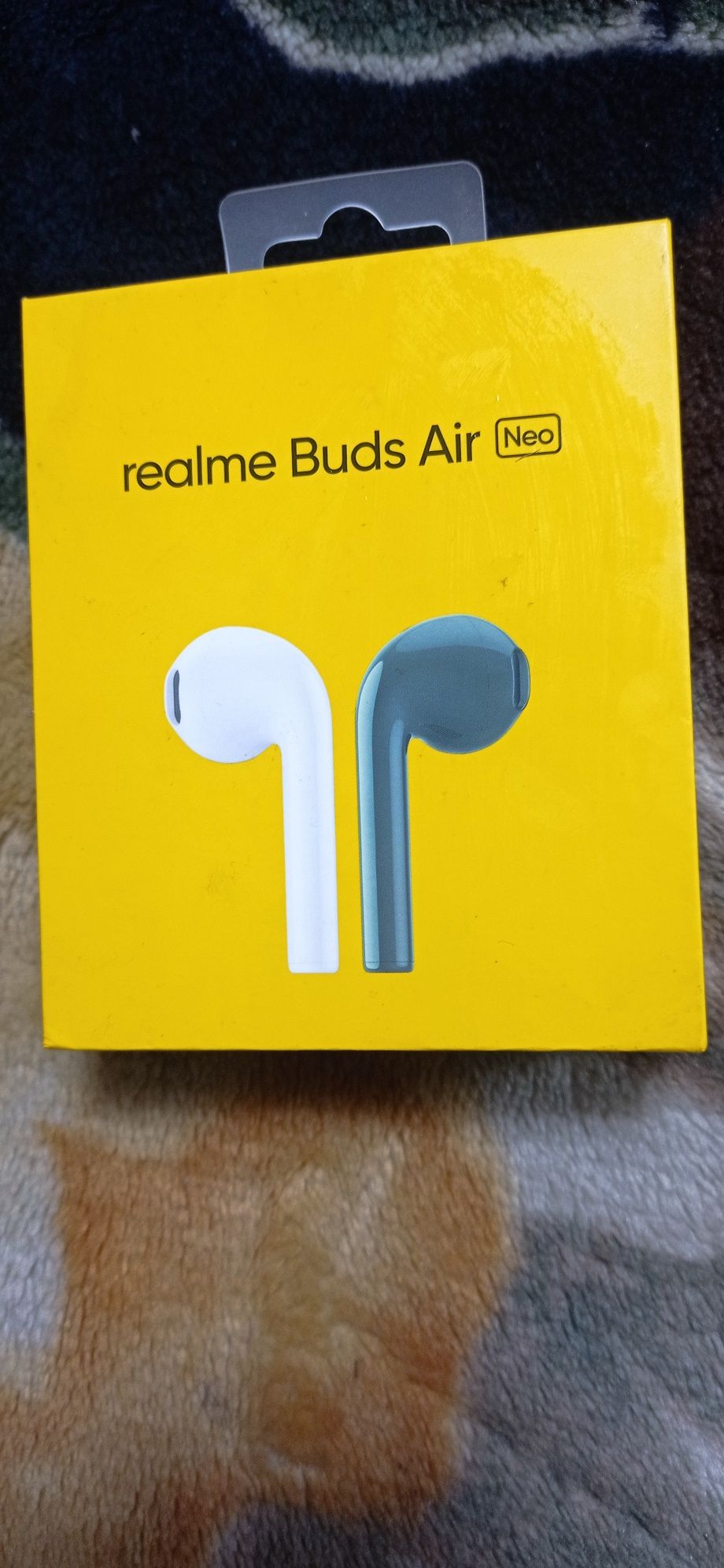 Наушники  Realme Buds Air работает 1 ухо