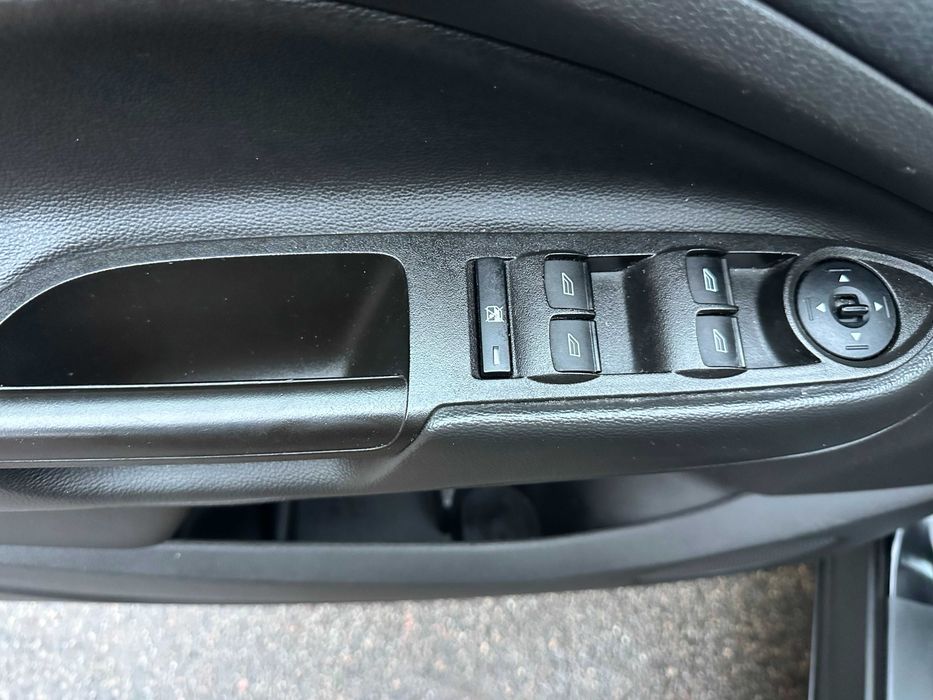 Продам Ford Escape 2017 р