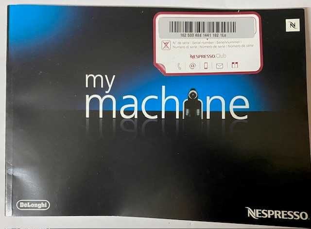 Máquina de café Nespresso Delonghi Usada