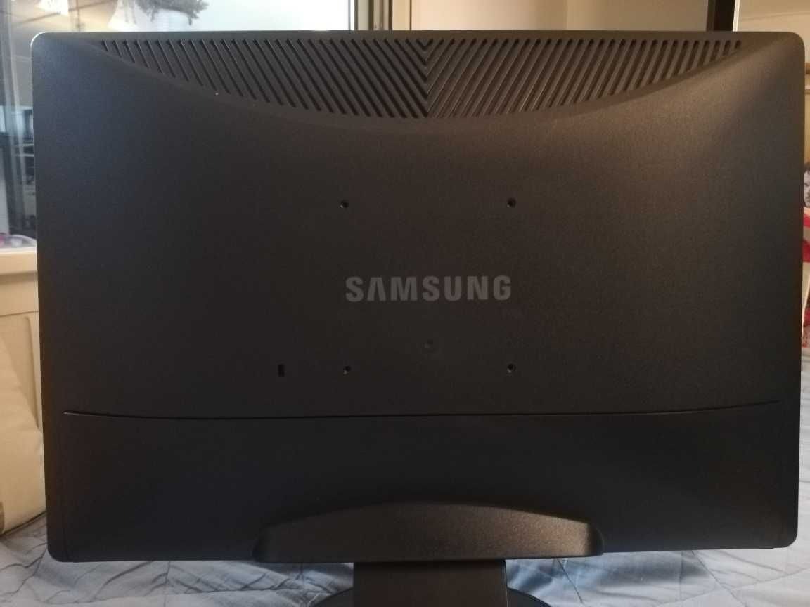 Lindo Monitor Samsung SyncMaster 223BW
