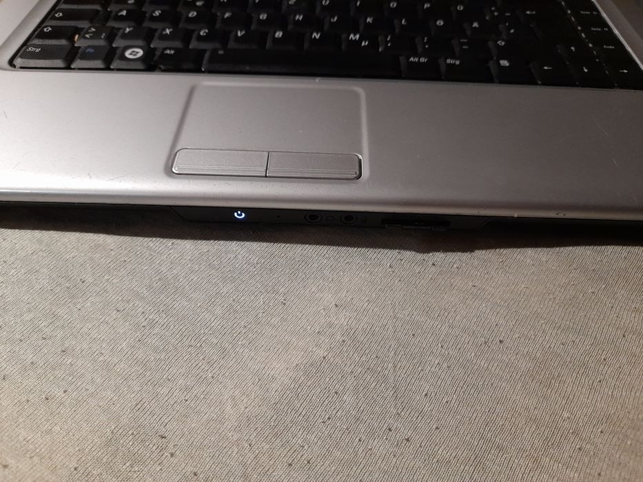 Notebook Dell em bom estado.