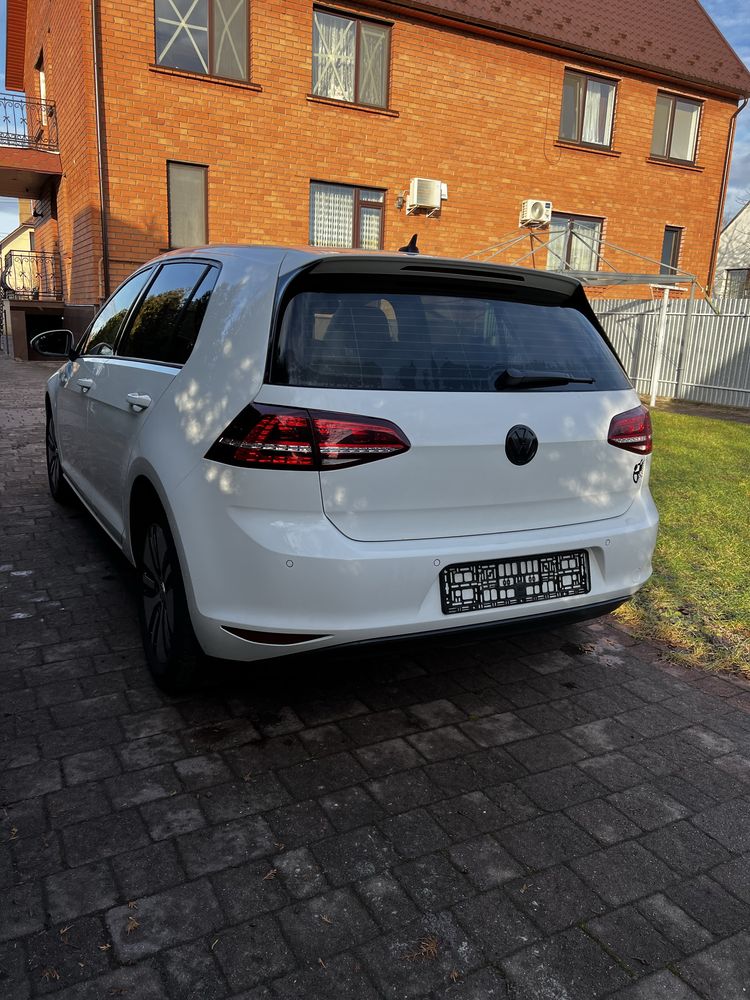 Продам VW E Golf електро Гольф 7