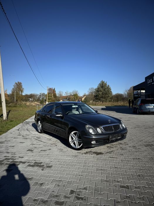 Розбирається w211 мерседес 3.2 бензин доресталінг