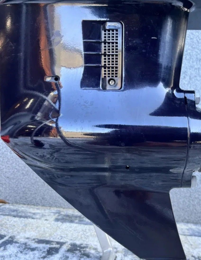 Tohatsu  MFS 30 CS. Лодочний мотор Тохатсу 30.