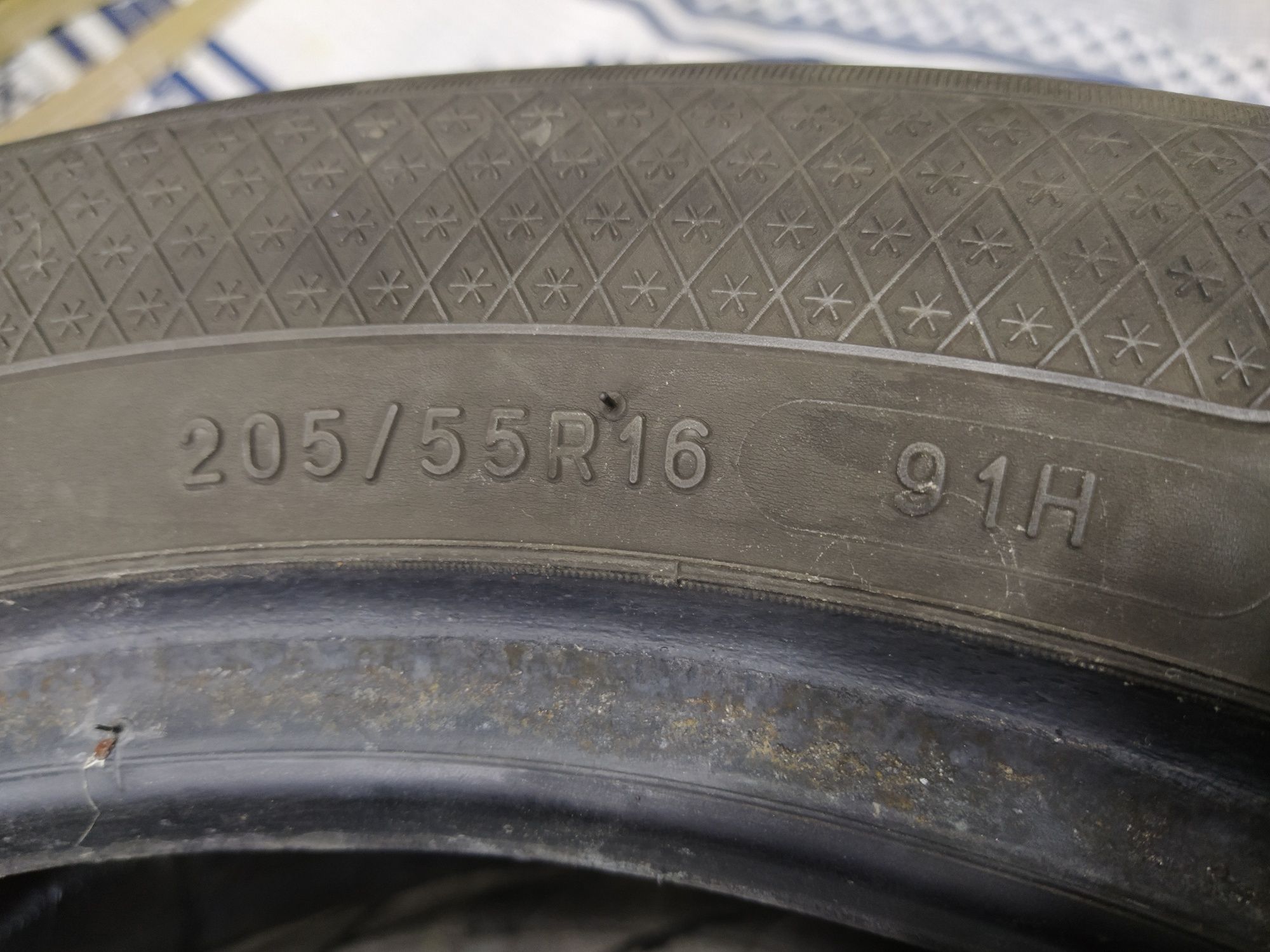 2 Opony zimowe 205/55r16 KLEBER 6mm