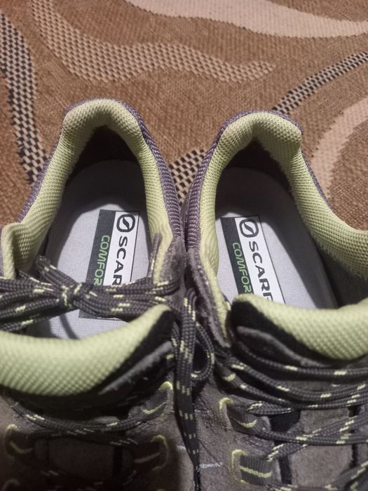 Кросівки бренду Scarpa