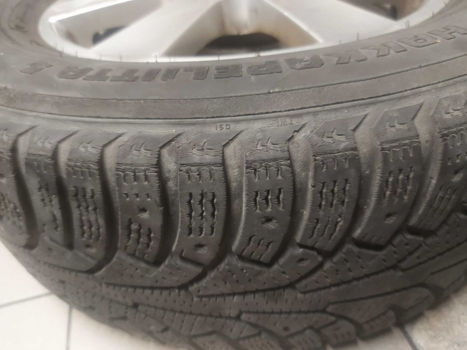 felgi  Et50  5x114.3  plus 20 szt nakrętek do kół. z oponami zimowymi