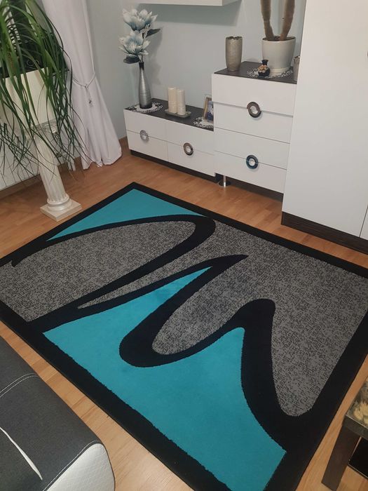 Dywan nieduży niebiesko czarny