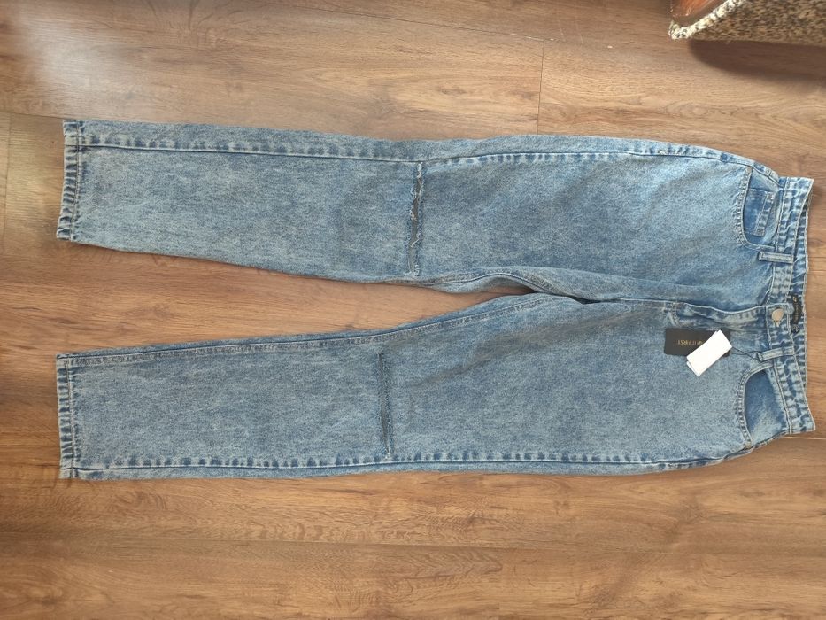 Нові джинси, штани