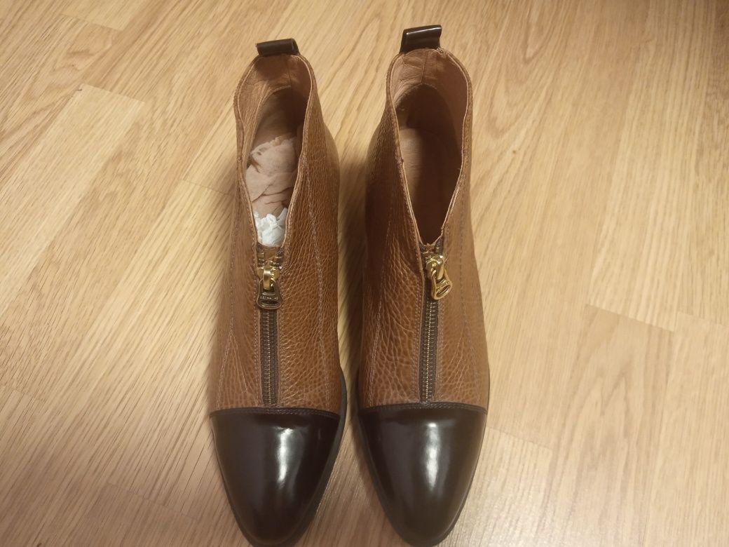 Продам ботинки осенние