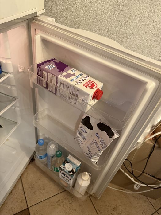 продам холодильник elenberg