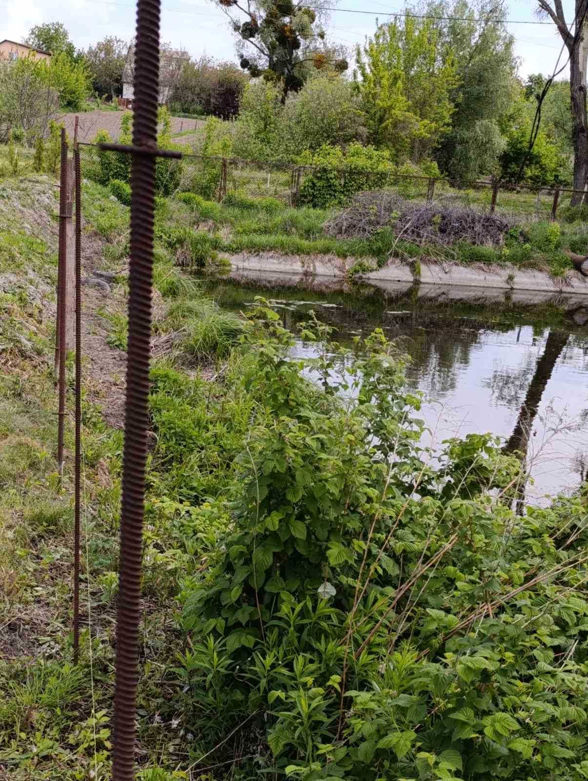 Тарасівка 7 соток з фундаментом 10*10 та підведеними комунікаціями.