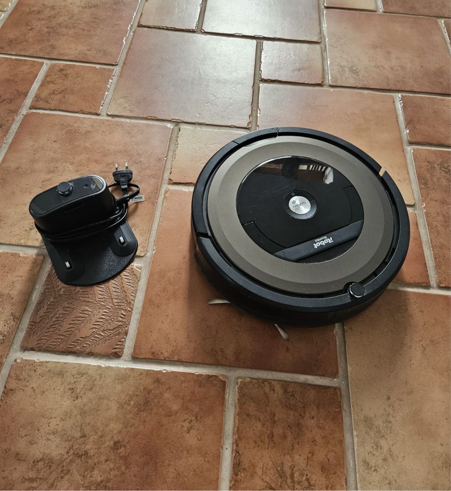 Aspirador IRobot 896